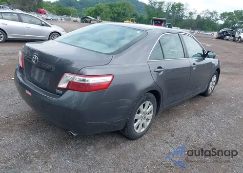2007 Toyota Camry Hybrid z USA, uszkodzony, nr VIN JTNBB46K473036779